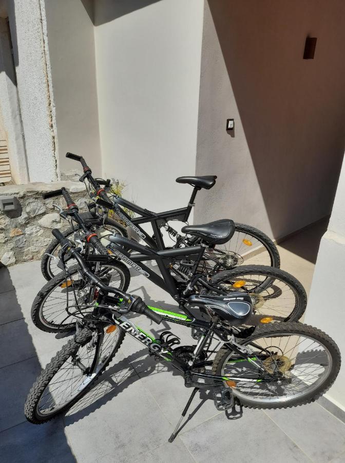 Vrachos Suites Aigio Exterior foto
